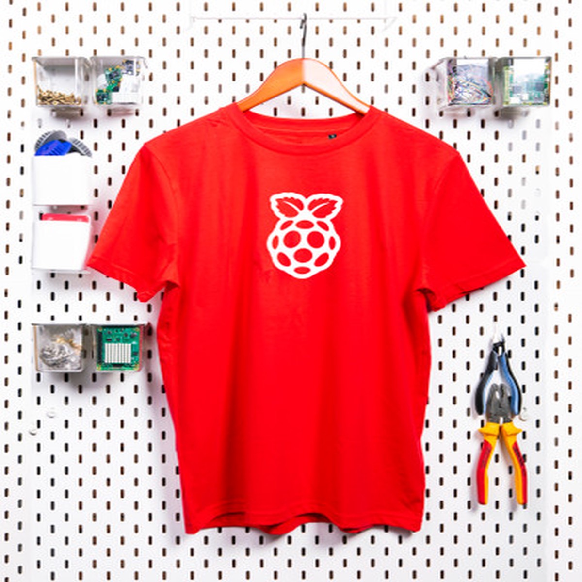 raspberry-pi-red-logo-t-shirt-xl