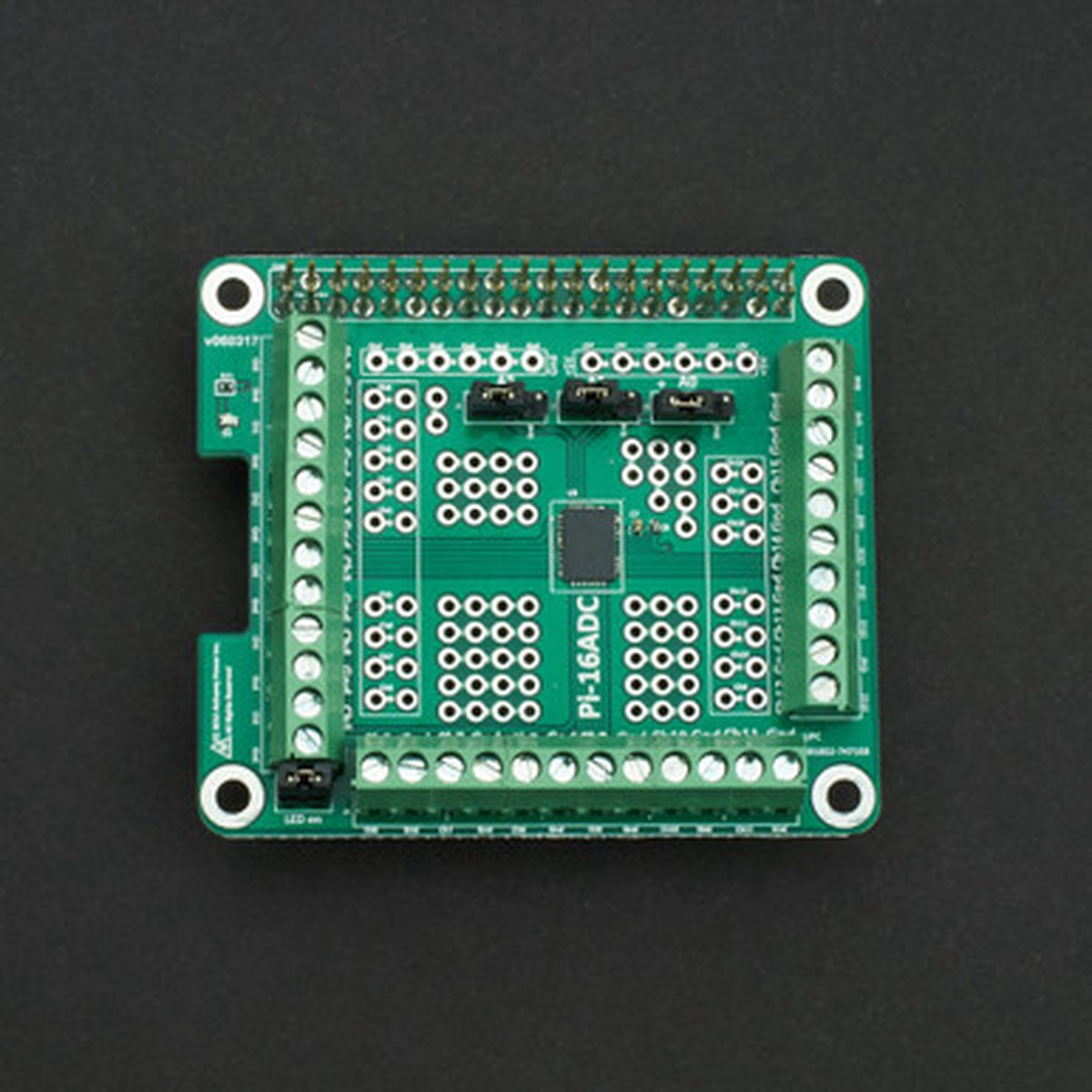 pi-16adc-analog-digital-converter-hat